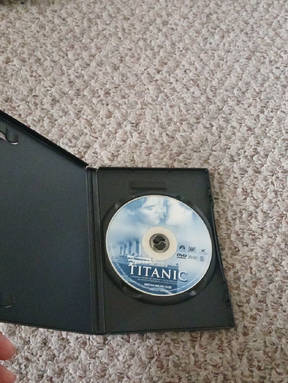 Titanic DVD Widescreen Collection - Picture 3 of 4